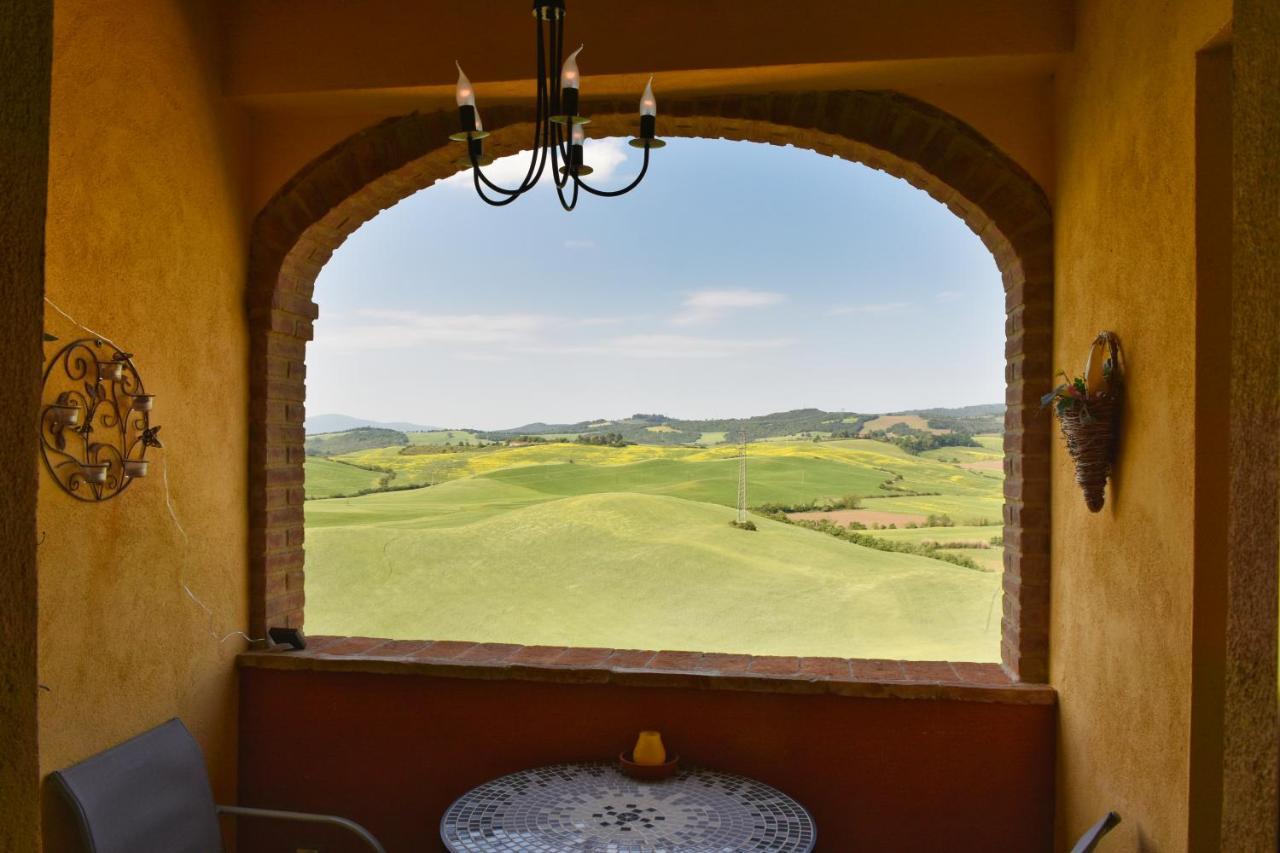 Podere Le Volpaie, Volterra, Tuscany Монтекатини Вал ди Чечина Екстериор снимка