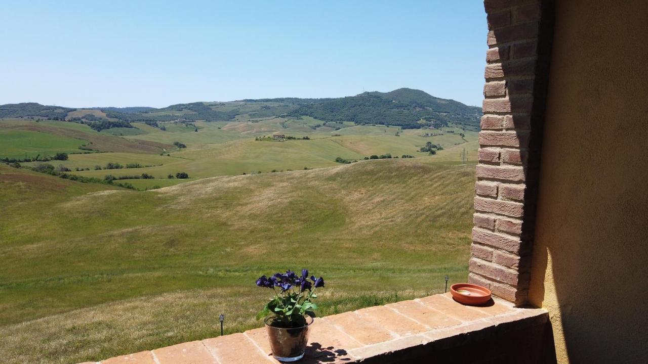 Podere Le Volpaie, Volterra, Tuscany Монтекатини Вал ди Чечина Екстериор снимка