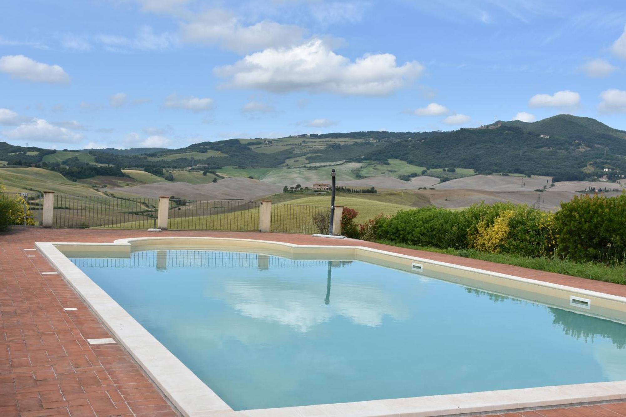 Podere Le Volpaie, Volterra, Tuscany Монтекатини Вал ди Чечина Екстериор снимка